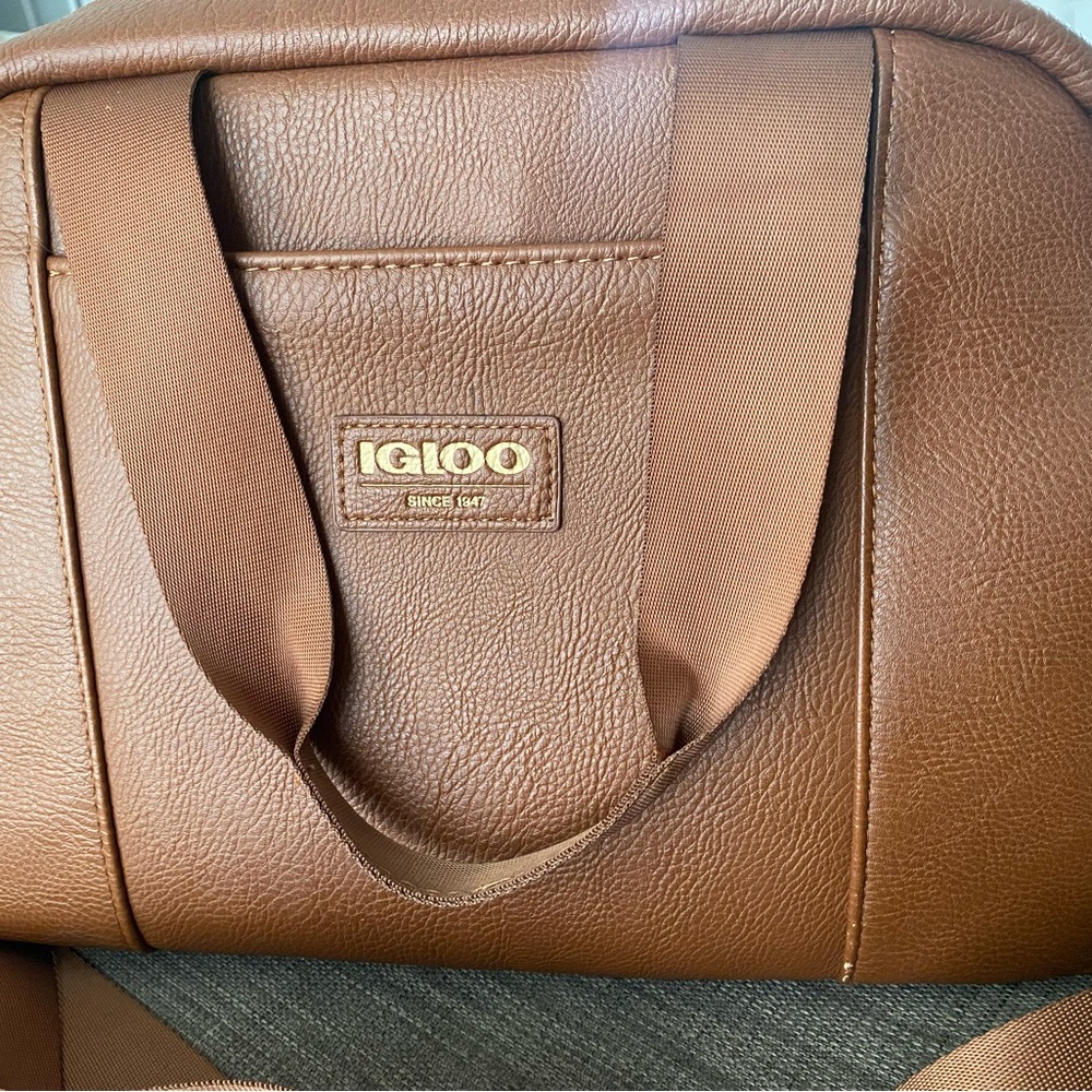 IGLOO LUXE Brown Faux Leather Tote Bag COOLER